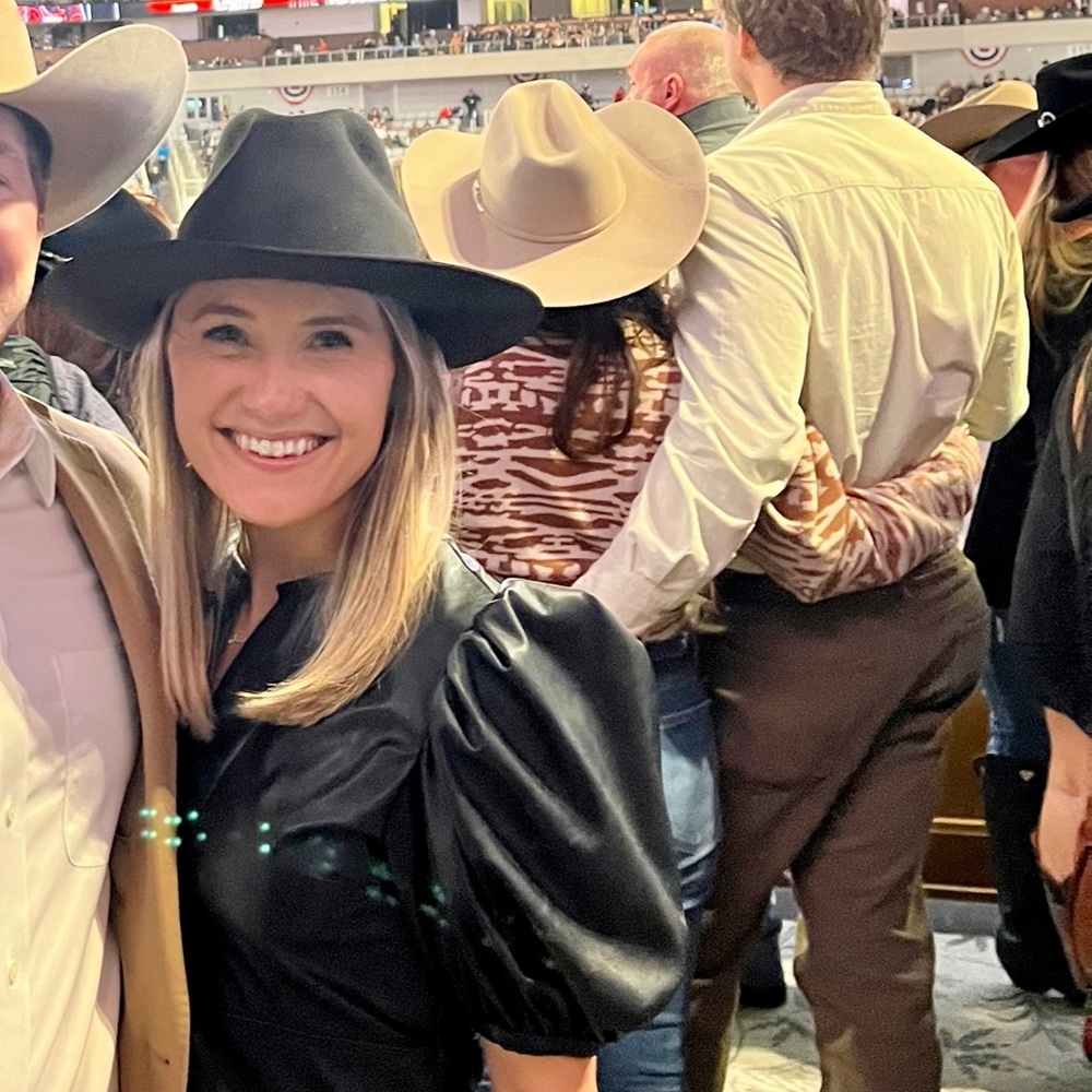 Meet your Posher, Emily